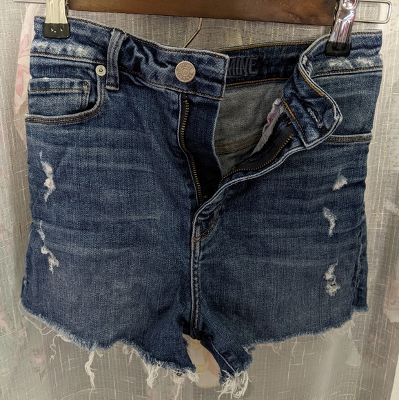 Super high rise denim shorts by Paradise Mine - Picture 4 of 9